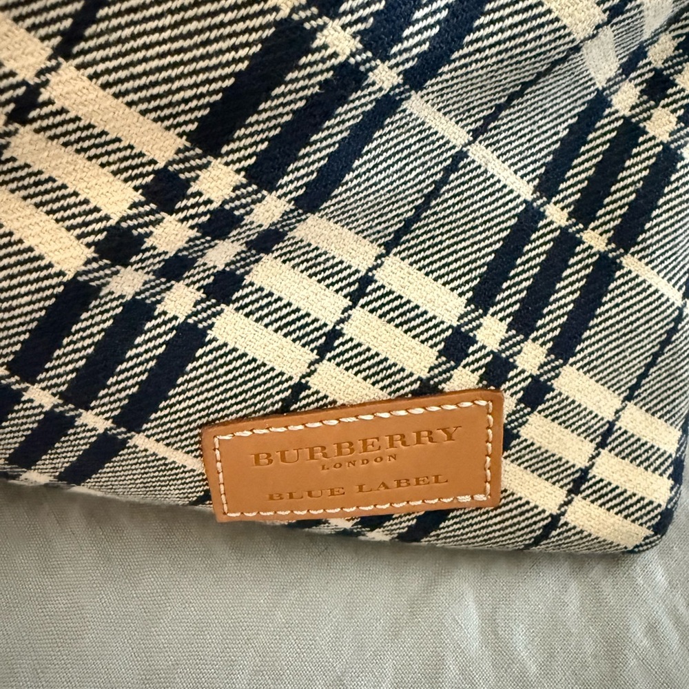 Burberry Black  and Cream Shoulder bag with Classic Tartan Design.